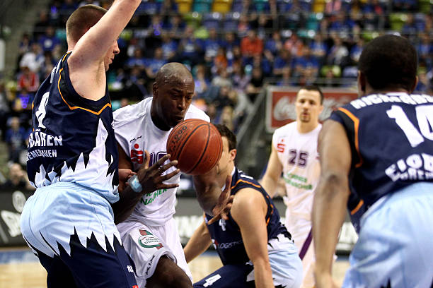 已经在场外 已经在场外