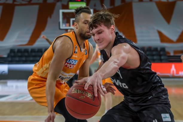 道路上增添 道路上增添