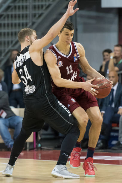 正是这种严 正是这种严